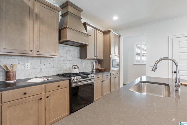 5877 HEATHER WAY, Hoover, AL 35244