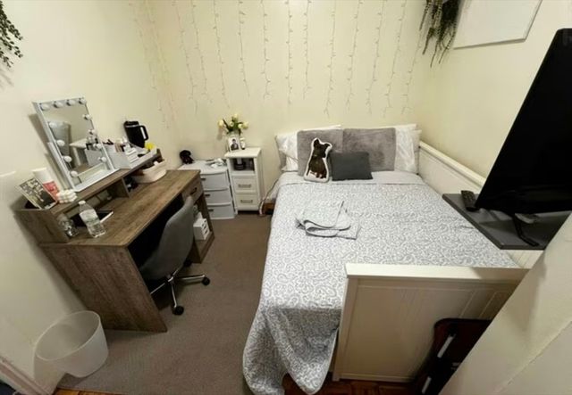 1576 Tremont Street 3, Boston, MA 02120