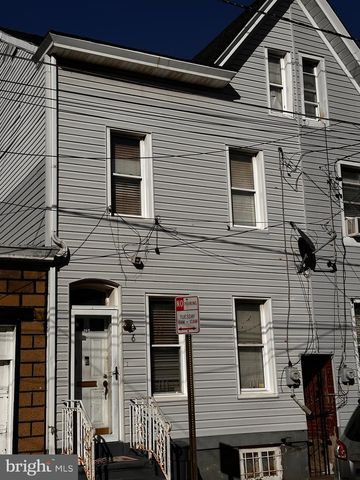 6 EMORY AVE, Trenton, NJ 08611