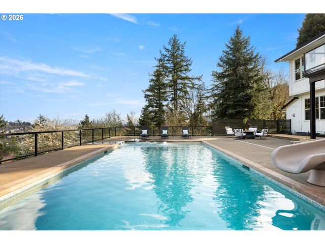 10300 Se SUN BURST Way, Happy Valley, OR 97086
