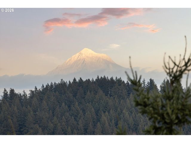 10300 Se SUN BURST Way, Happy Valley, OR 97086