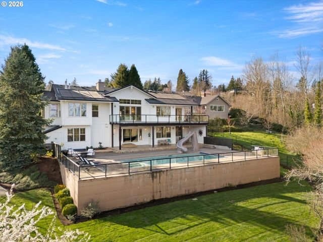 10300 Se SUN BURST Way, Happy Valley, OR 97086