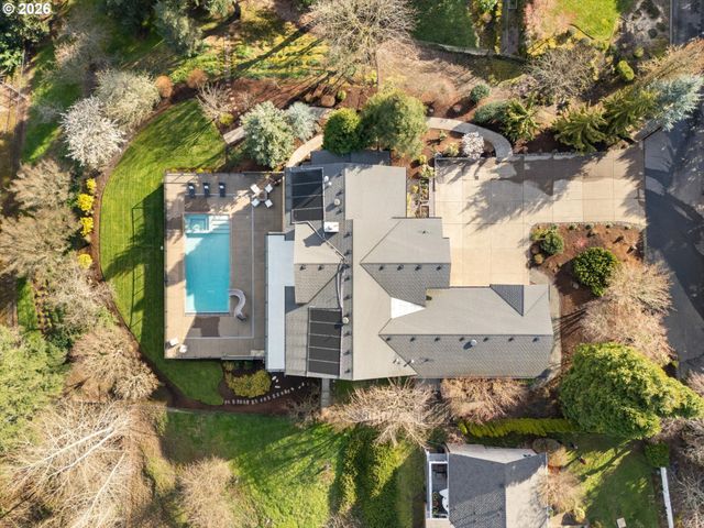 10300 Se SUN BURST Way, Happy Valley, OR 97086