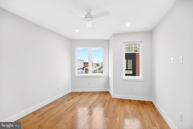 525 SIGEL ST, Philadelphia, PA 19148