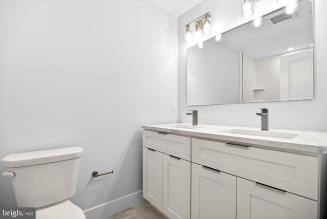 525 SIGEL ST, Philadelphia, PA 19148