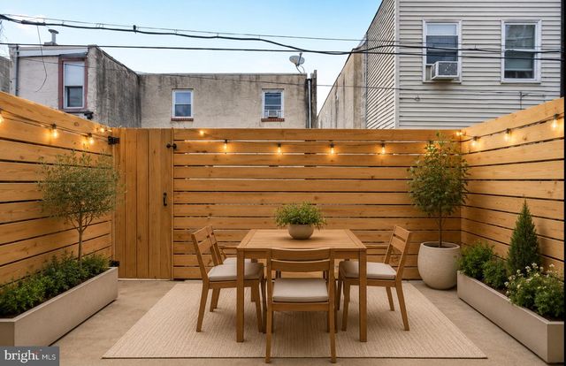 525 SIGEL ST, Philadelphia, PA 19148