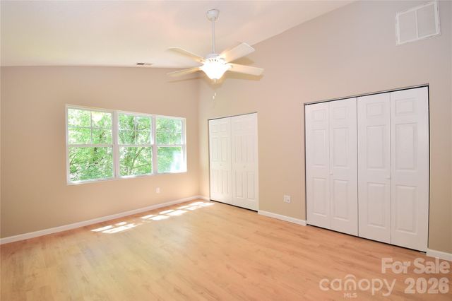176 Clear Creekside Drive, Hendersonville, NC 28792
