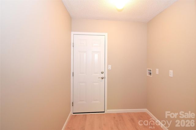 176 Clear Creekside Drive, Hendersonville, NC 28792