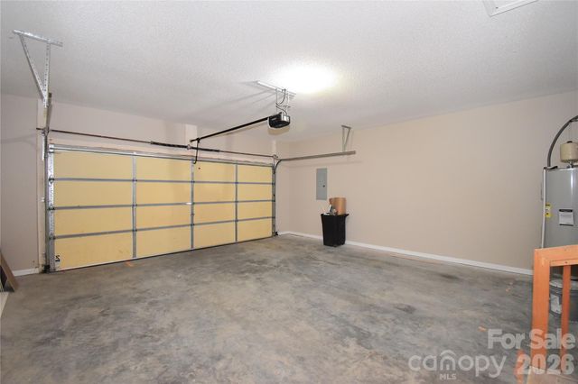176 Clear Creekside Drive, Hendersonville, NC 28792