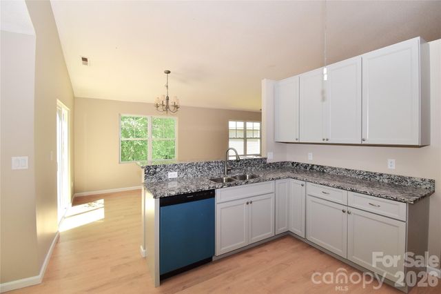 176 Clear Creekside Drive, Hendersonville, NC 28792