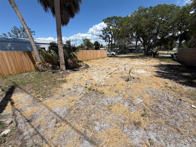6825 GARDEN DRIVE, New Port Richey, FL 34652