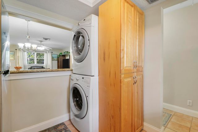 402 Fern Street, Jupiter, FL 33458