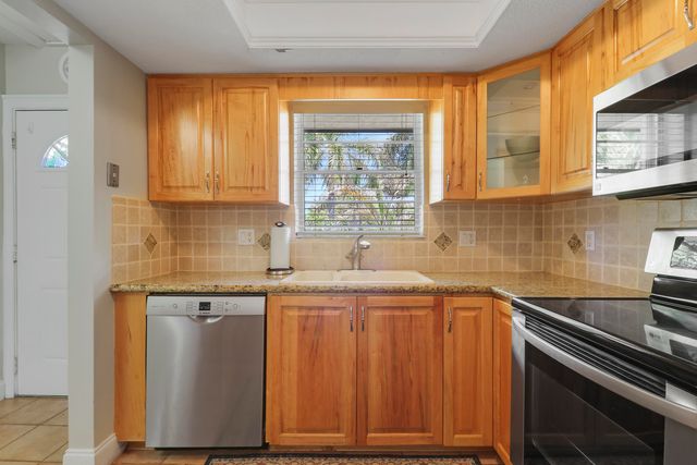 402 Fern Street, Jupiter, FL 33458