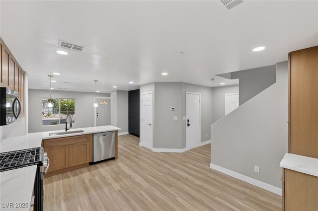 1079 Paradise Coach Drive, Henderson, NV 89002