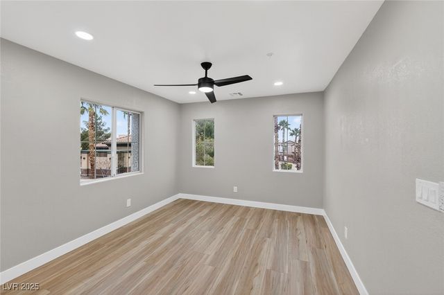 1079 Paradise Coach Drive, Henderson, NV 89002