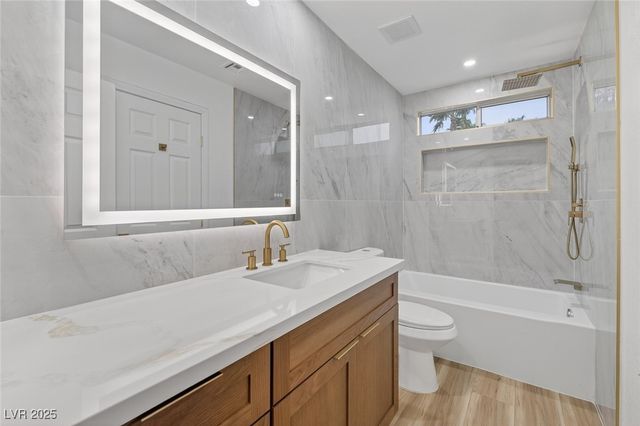 1079 Paradise Coach Drive, Henderson, NV 89002