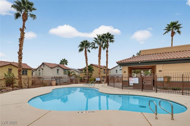 1079 Paradise Coach Drive, Henderson, NV 89002