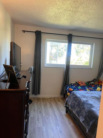 719 Lori Drive 203, Palm Springs, FL 33461