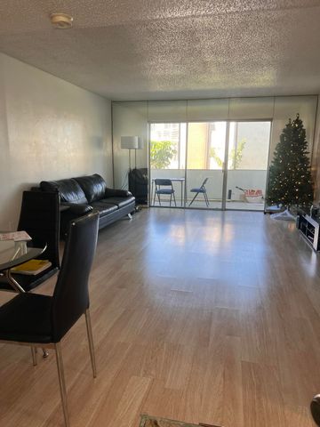 719 Lori Drive 203, Palm Springs, FL 33461