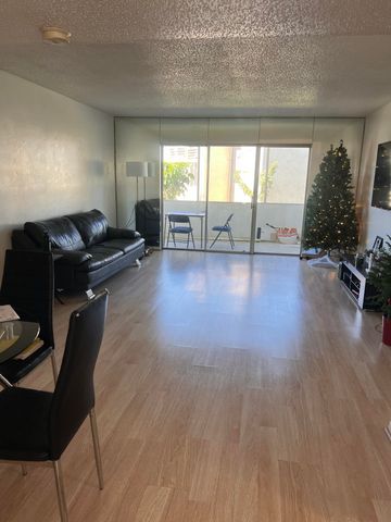 719 Lori Drive 203, Palm Springs, FL 33461