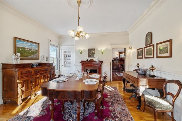 25 Fairhaven Rd, Concord, MA 01742