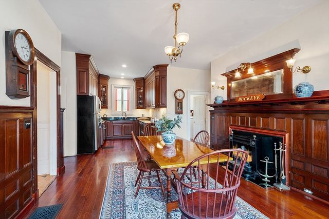 25 Fairhaven Rd, Concord, MA 01742