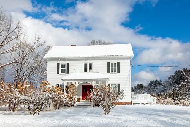 25 Fairhaven Rd, Concord, MA 01742