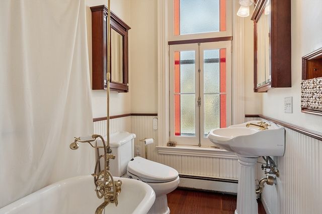 25 Fairhaven Rd, Concord, MA 01742