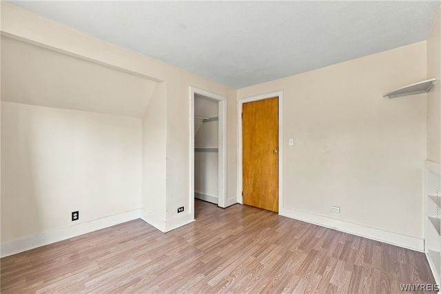 5482 Broadway Street, Lancaster, NY 14086