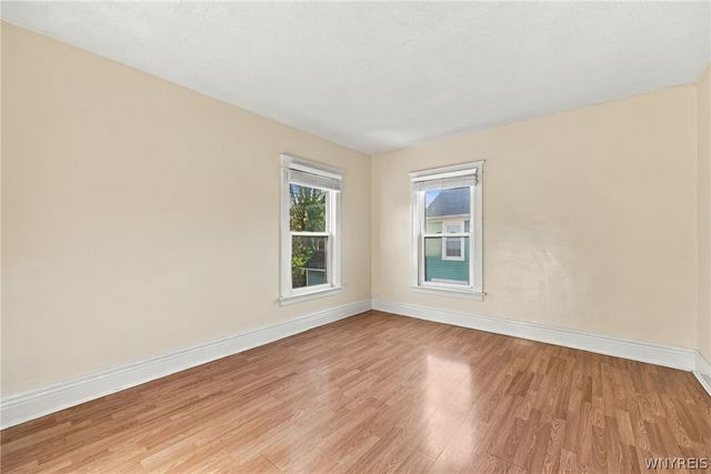 5482 Broadway Street, Lancaster, NY 14086