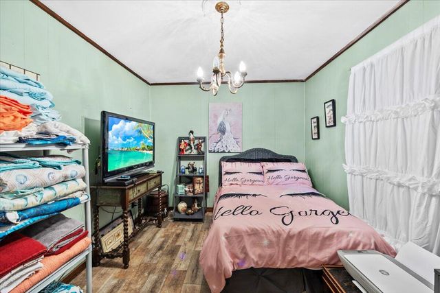 6523 Robar Tesora Street, Navarre, FL 32566