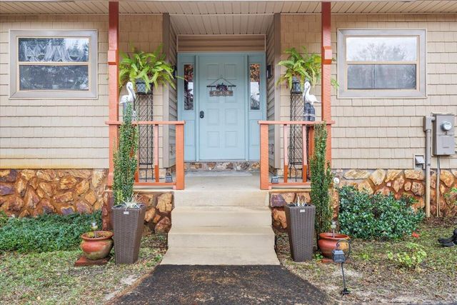 6523 Robar Tesora Street, Navarre, FL 32566