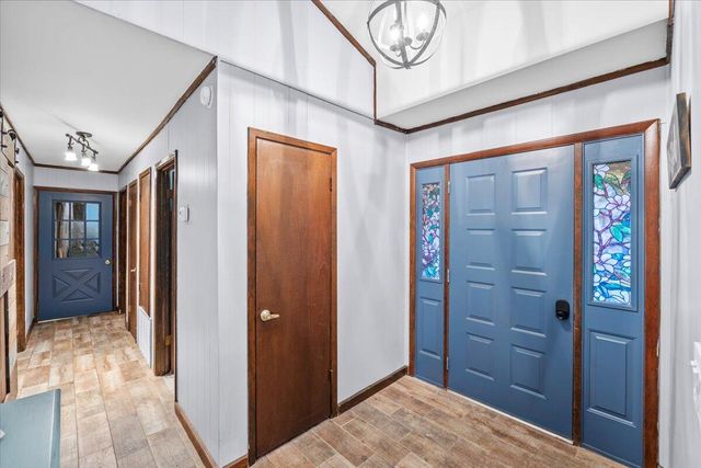 6523 Robar Tesora Street, Navarre, FL 32566