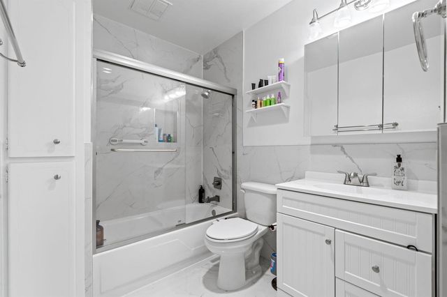 418 S Cypress Road 128, Pompano Beach, FL 33060