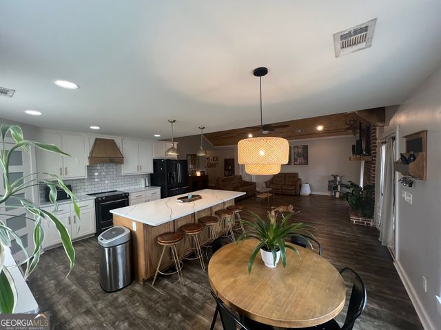 123 Friddell Road, Jackson, GA 30233