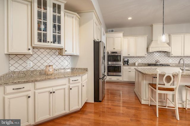 39803 CHARLES HENRY PL, Waterford, VA 20197