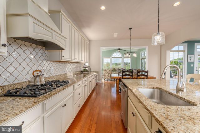 39803 CHARLES HENRY PL, Waterford, VA 20197