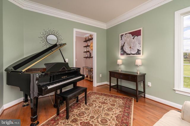 39803 CHARLES HENRY PL, Waterford, VA 20197