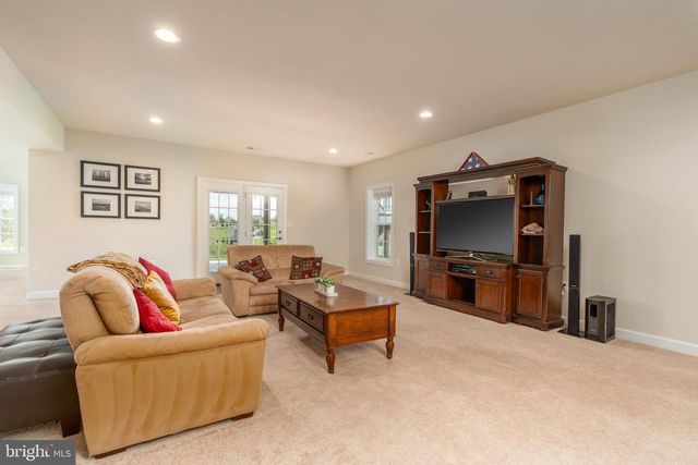 39803 CHARLES HENRY PL, Waterford, VA 20197