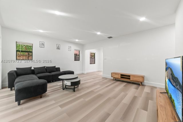 509 SE 19th St, Fort Lauderdale, FL 33316