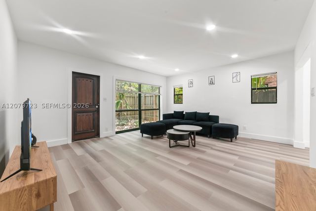 509 SE 19th St, Fort Lauderdale, FL 33316