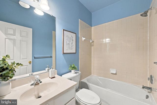 71 DANBURY ST SW, Washington, DC 20032