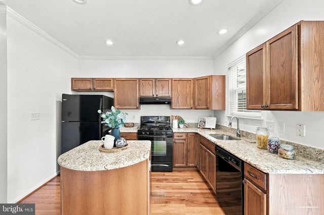 71 DANBURY ST SW, Washington, DC 20032