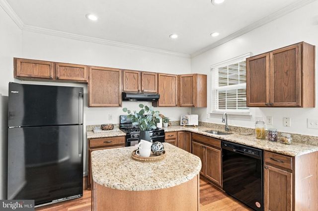 71 DANBURY ST SW, Washington, DC 20032