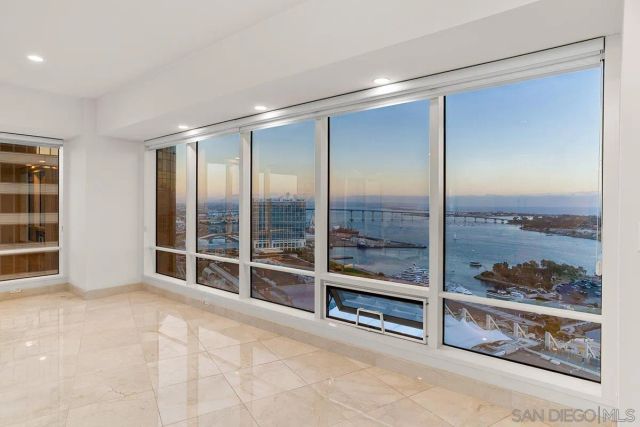 100 Harbor Drive 3504, San Diego, CA 92101