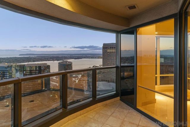 100 Harbor Drive 3504, San Diego, CA 92101