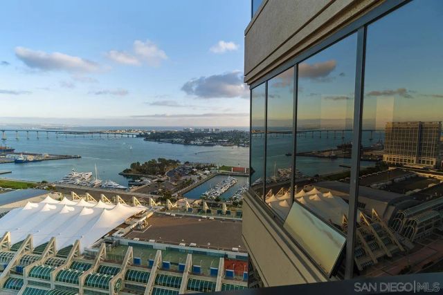 100 Harbor Drive 3504, San Diego, CA 92101