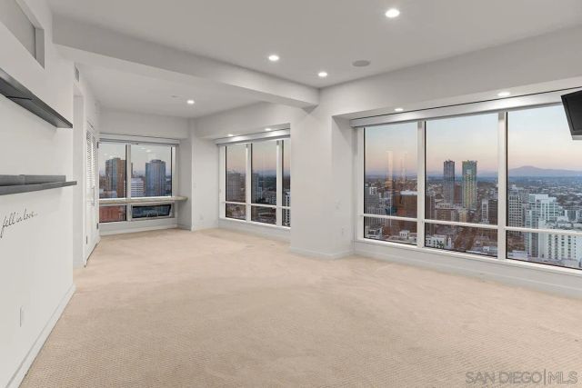 100 Harbor Drive 3504, San Diego, CA 92101