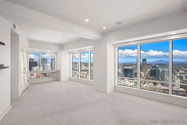 100 Harbor Drive 3504, San Diego, CA 92101