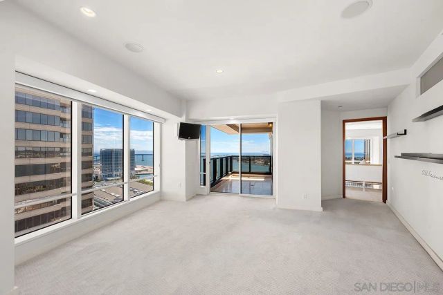 100 Harbor Drive 3504, San Diego, CA 92101
